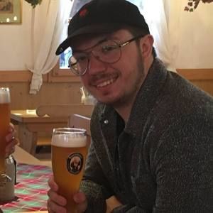 Meet your Posher, Quinn