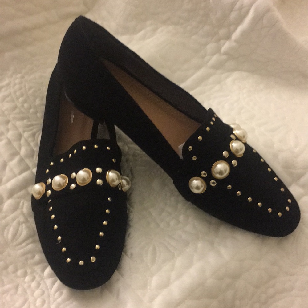 Pin Studded Black Heel Loafer