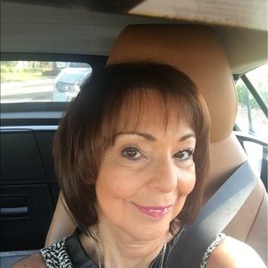 Meet your Posher, Connie