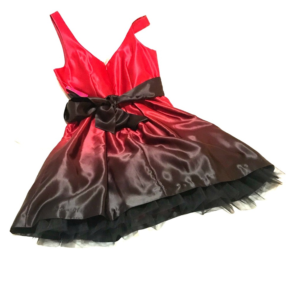 Candie’s Scarlet/Black ombré cocktail dress
