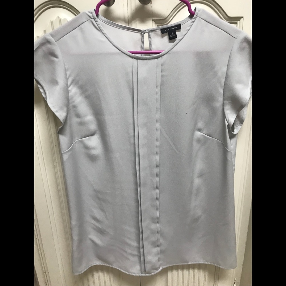 Gray Ann Taylor Blouse