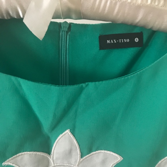 Vintage Cocktail Embodied Flowers Ornament Dress - Picture 4 of 5