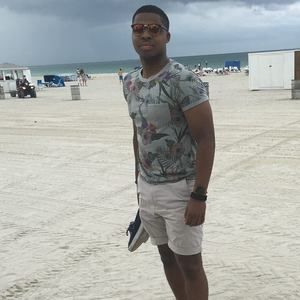 Meet your Posher, Austin