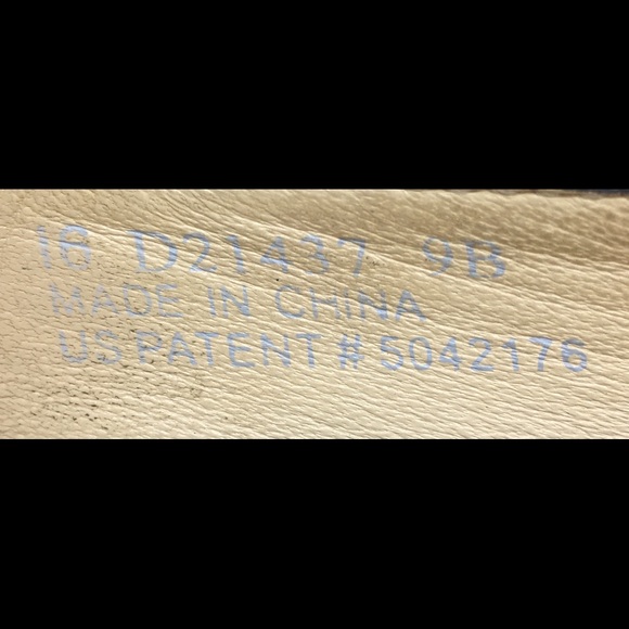 Cole Haan Womens Patent Leather Heels Sz US 9 - Picture 8 of 8