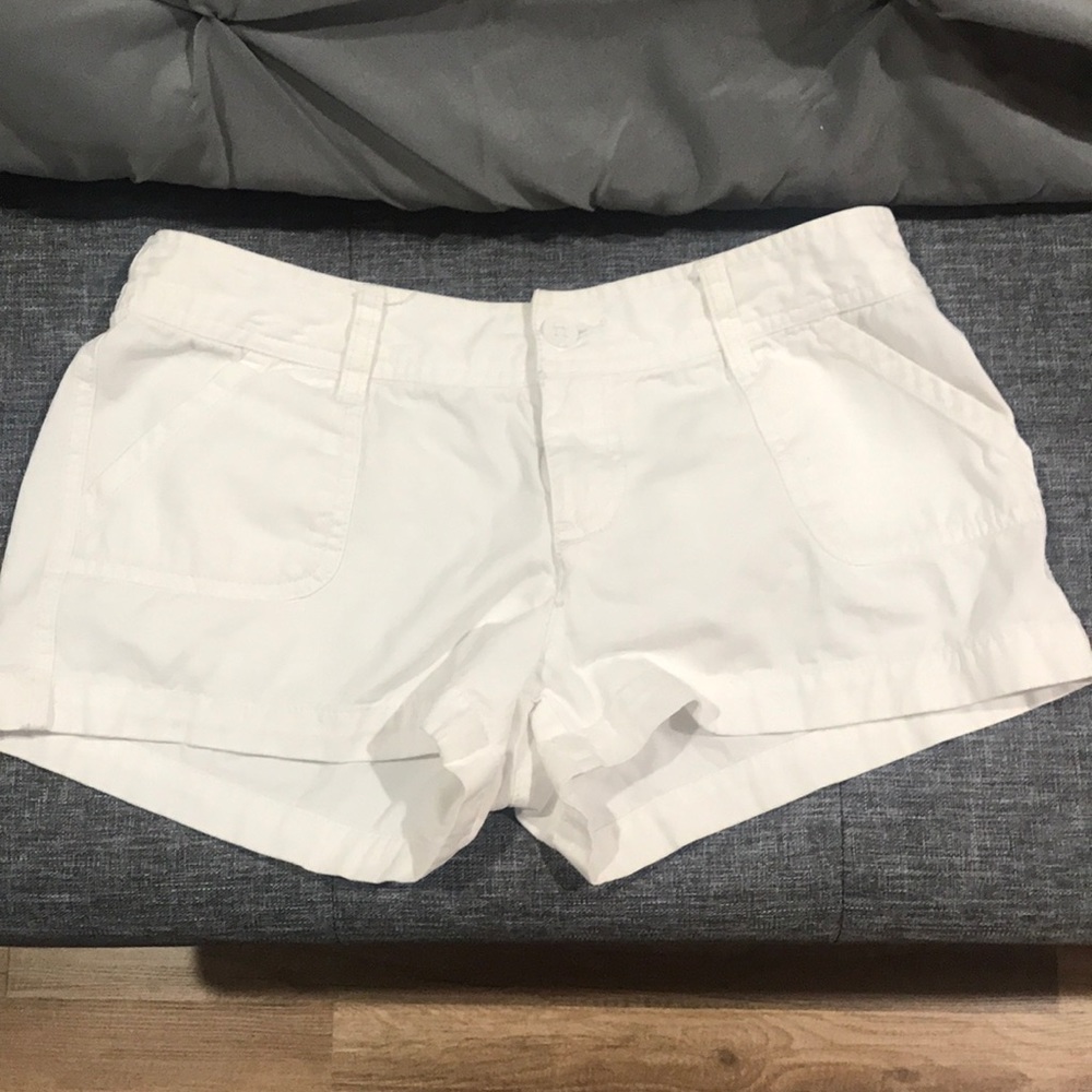 White cotton shorts