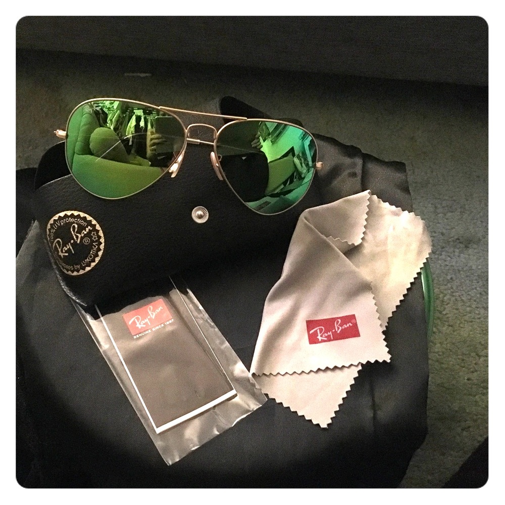 Ray Ban Aviators w/ mirror green lens'