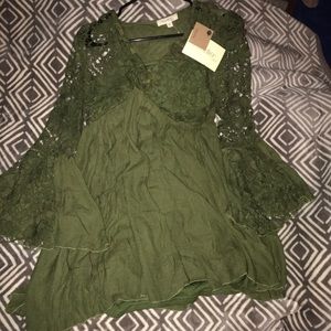 NWT Daisy crochet boho olive dress✨