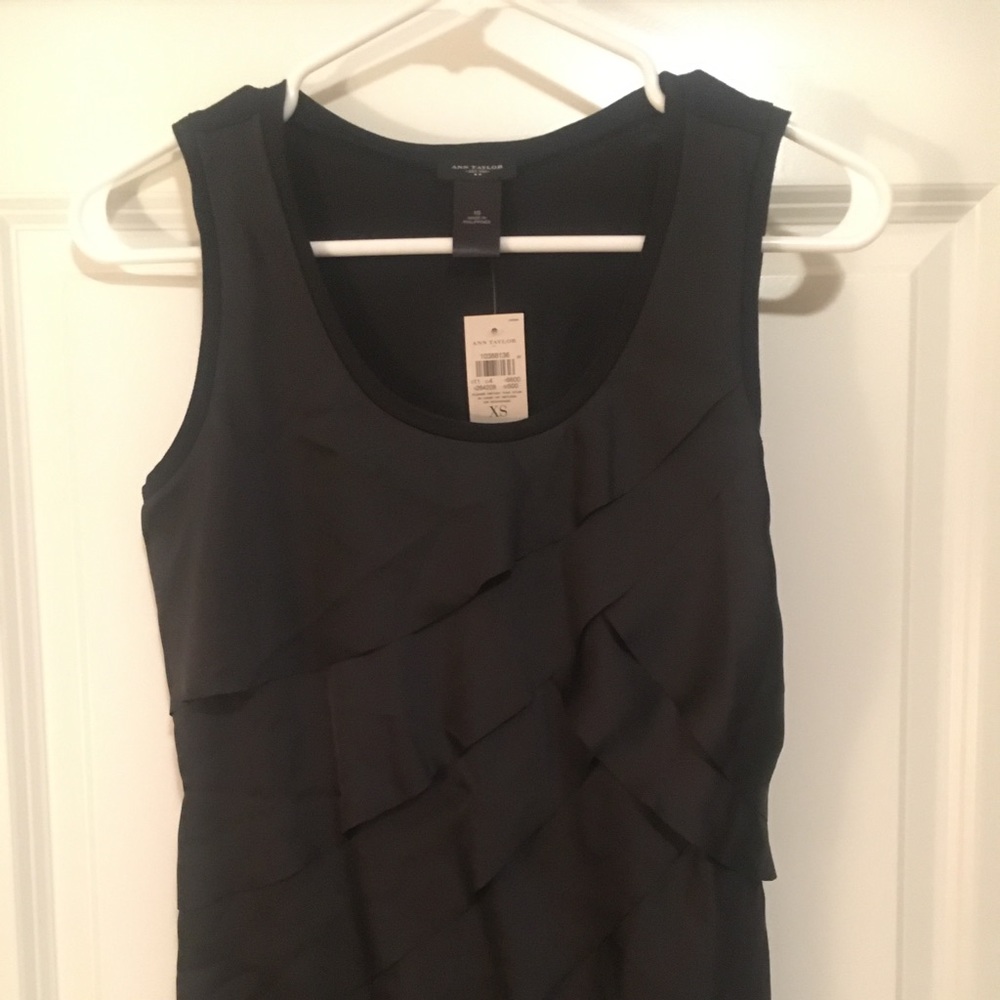 BRAND NEW Ann Taylor elegant tank