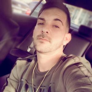 Meet your Posher, Manuel alejandro