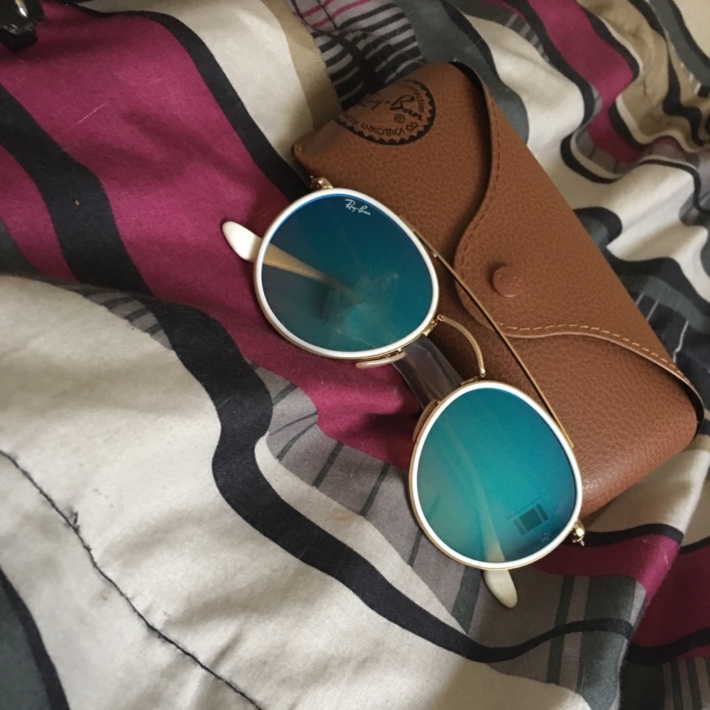 White Ray Bans