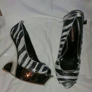 Women pumps