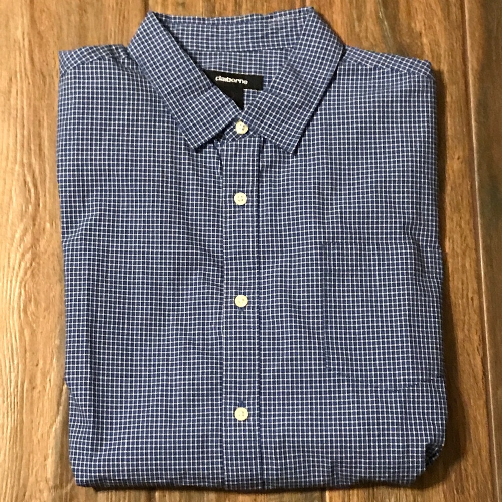 👔 NWT Claiborne brand men’s short sleeve shirt