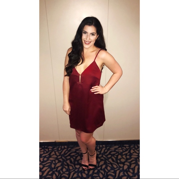 Meet your posher, Sara! - Picture 1 of 4