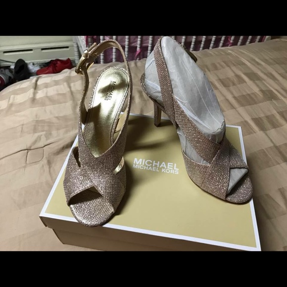 Michael kors heels - Picture 2 of 7