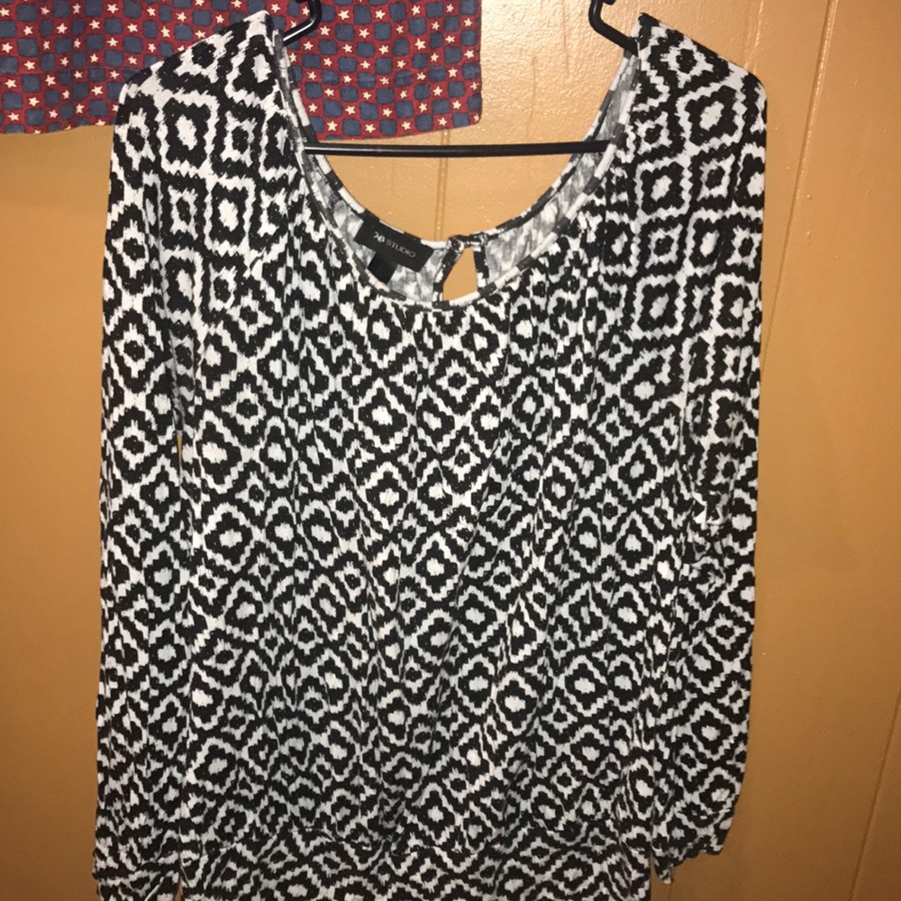 Light weight long sleeve