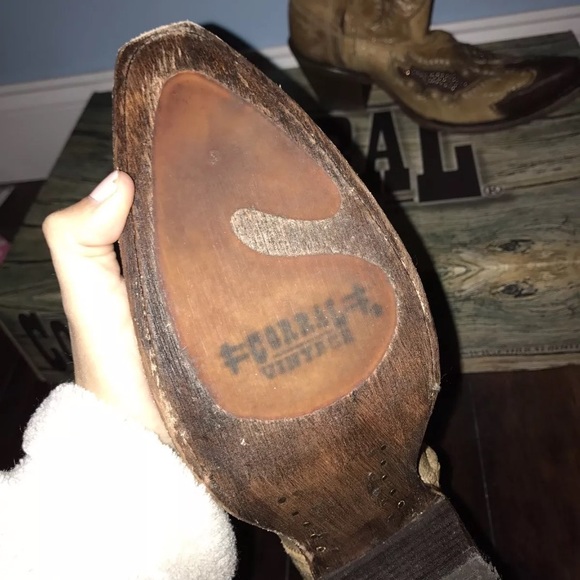 Corral Boots - Picture 2 of 3