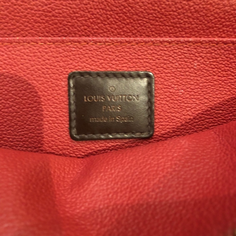 SOLD 💸Louis Vuitton Damier Cosmetic Bag GREAT CON - Picture 5 of 8