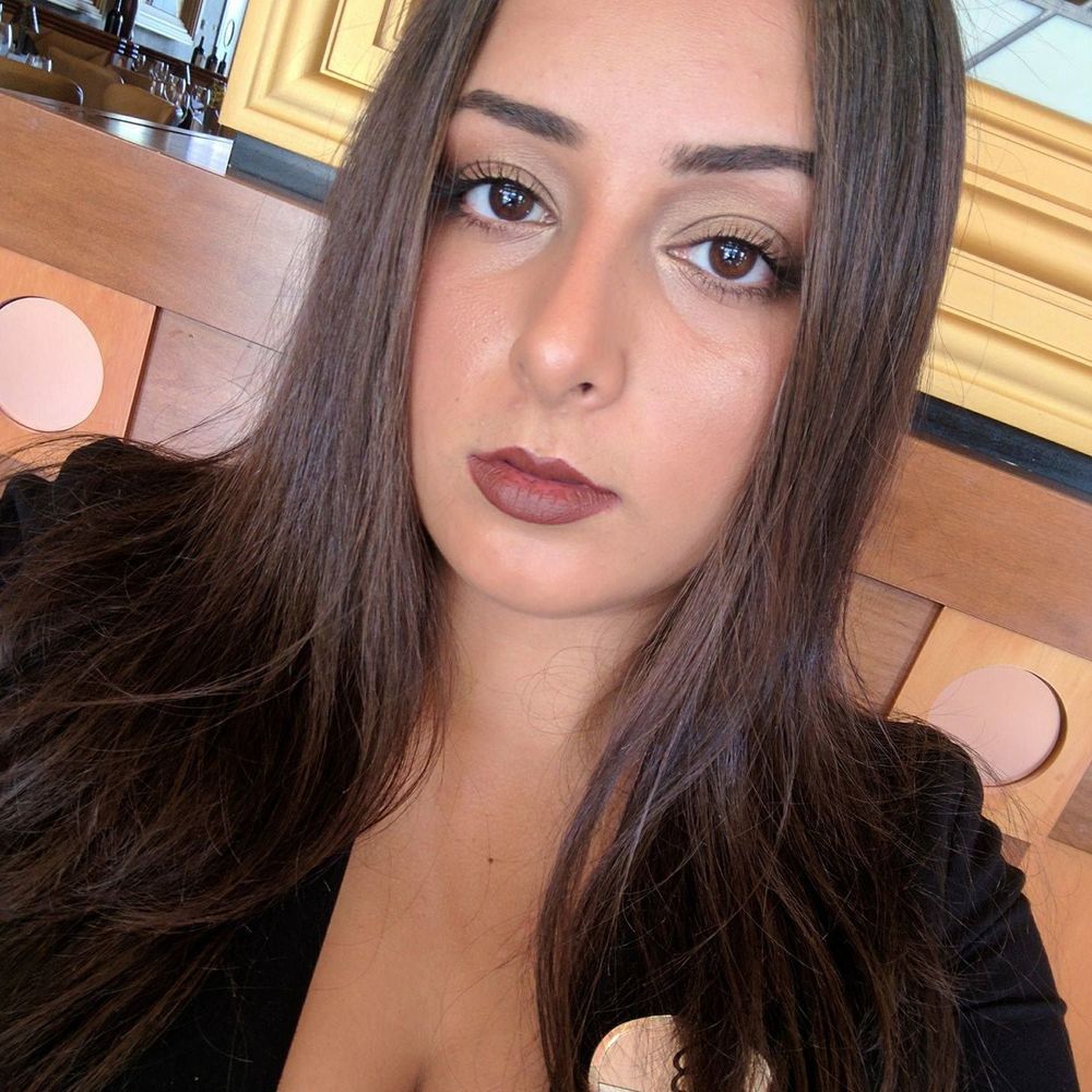 Meet your Posher, Sarah