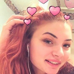 Meet your Posher, Adriana