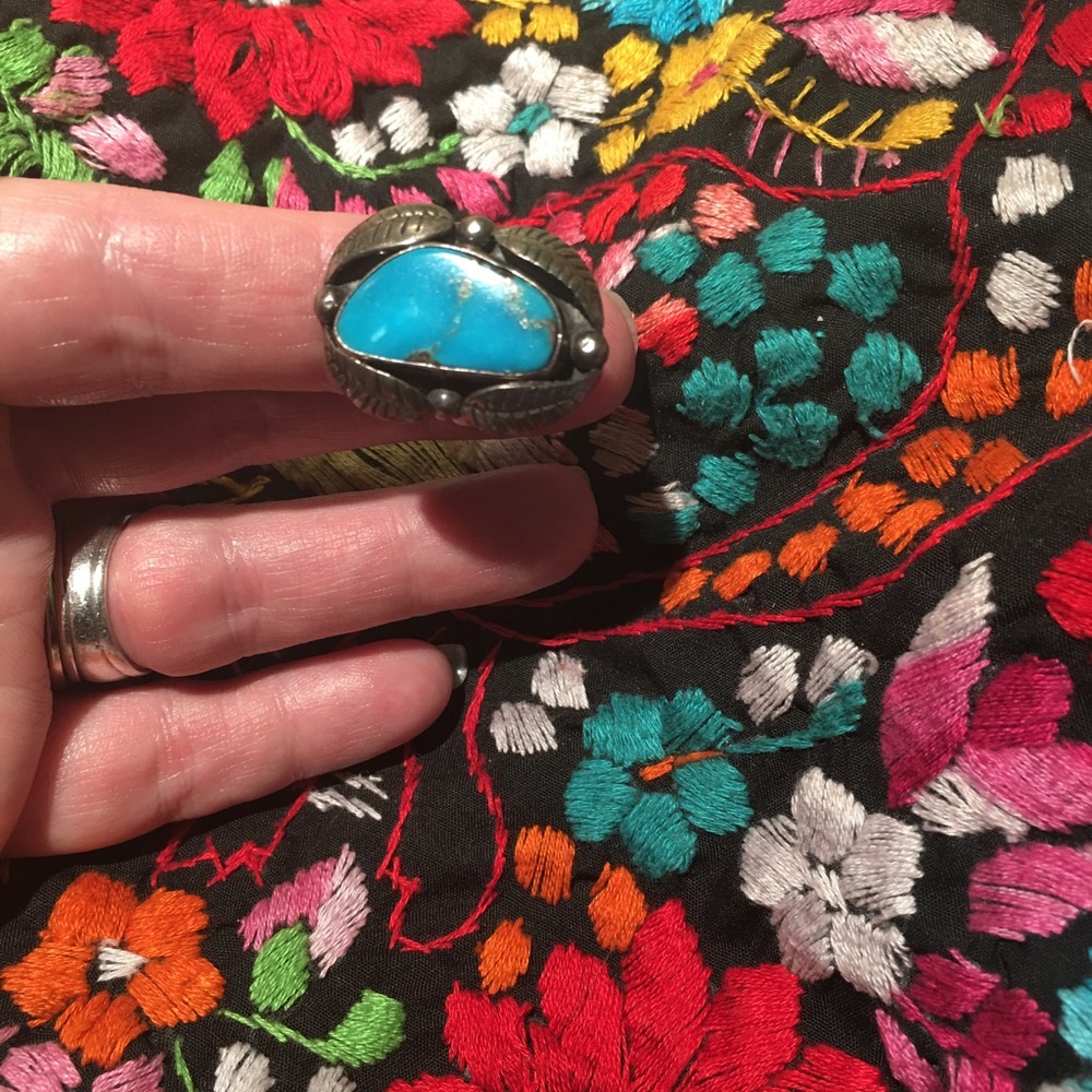 Vintage sterling & turquoise ring