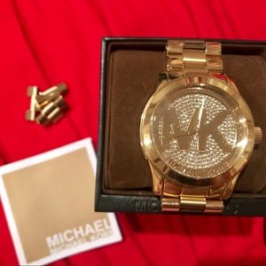 Michael kors gold crystal watch 💖