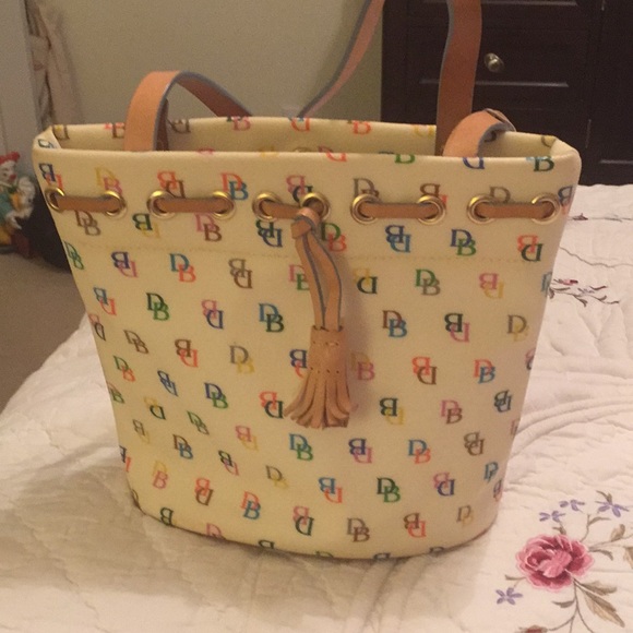 Dooney & Bourke - Picture 1 of 7