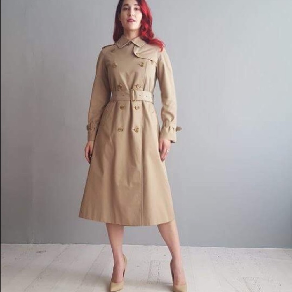 ⚡️24hr flash sale⚡️ Gorgeous Burberry Trench