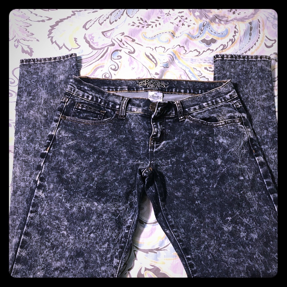 Acid stone wash skinny jeans