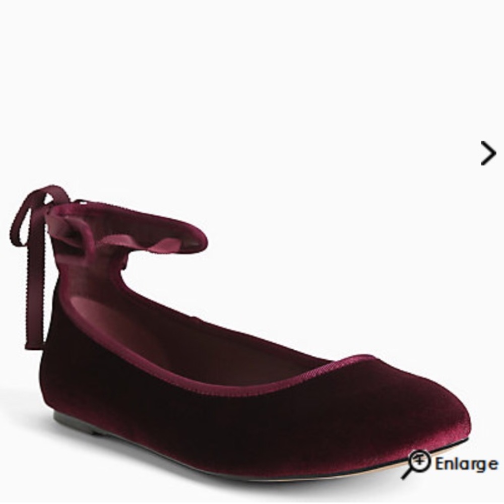 *NWT TORRID MERLOT COLOR VELVET ANKLE TIE FLATS