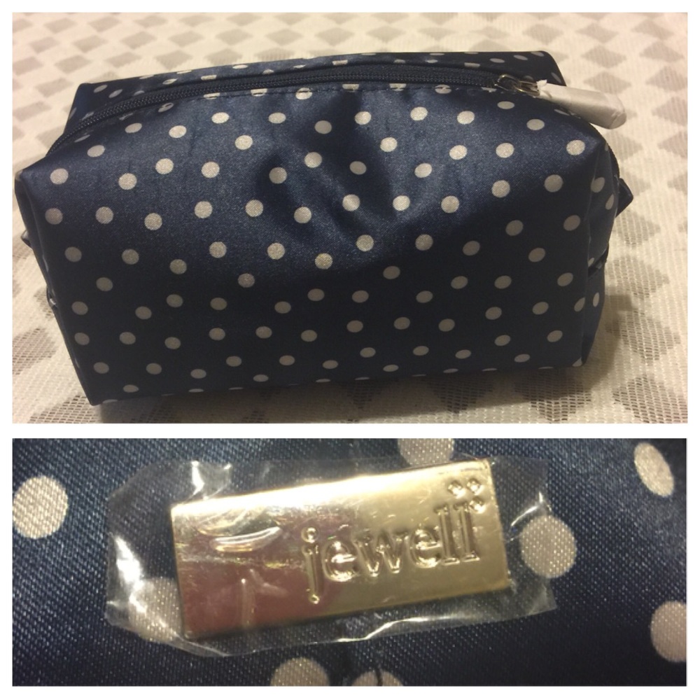 ***Jewell By Thirty-One***Cosmetic/Toiletry Bag.