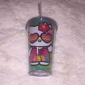 ✨New "HAWAII" HELLO KITTY tumbler
