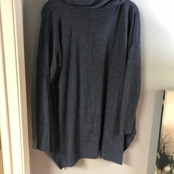 Express long sleeve - Picture 3 of 5