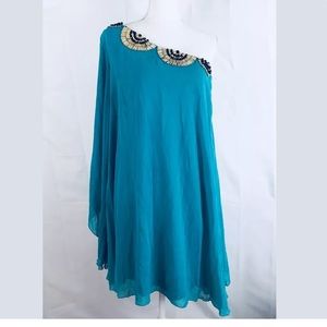 Bisou Bisou cold shoulder Tunic Sz 10 Bell Sleeve