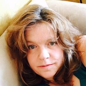 Meet your Posher, Valerie