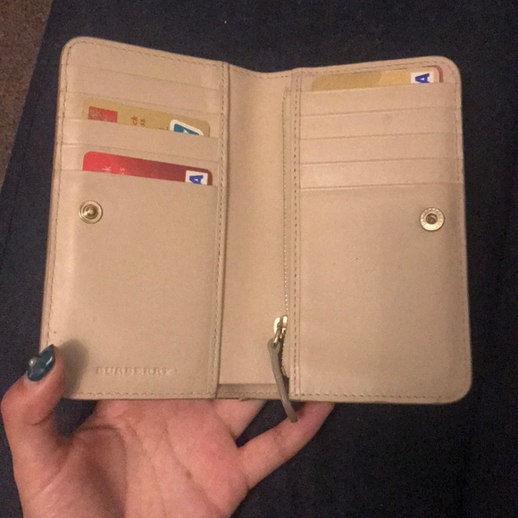 wallet - Picture 2 of 8