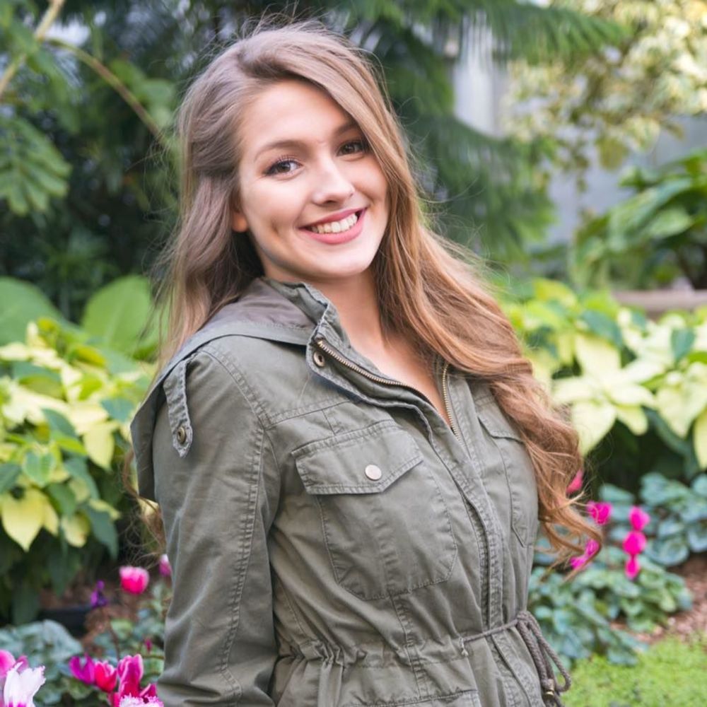 Meet your Posher, Savannah