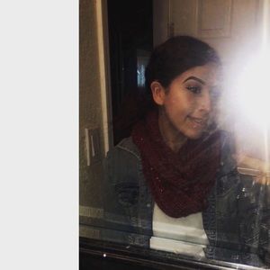 Meet your Posher, Stacy