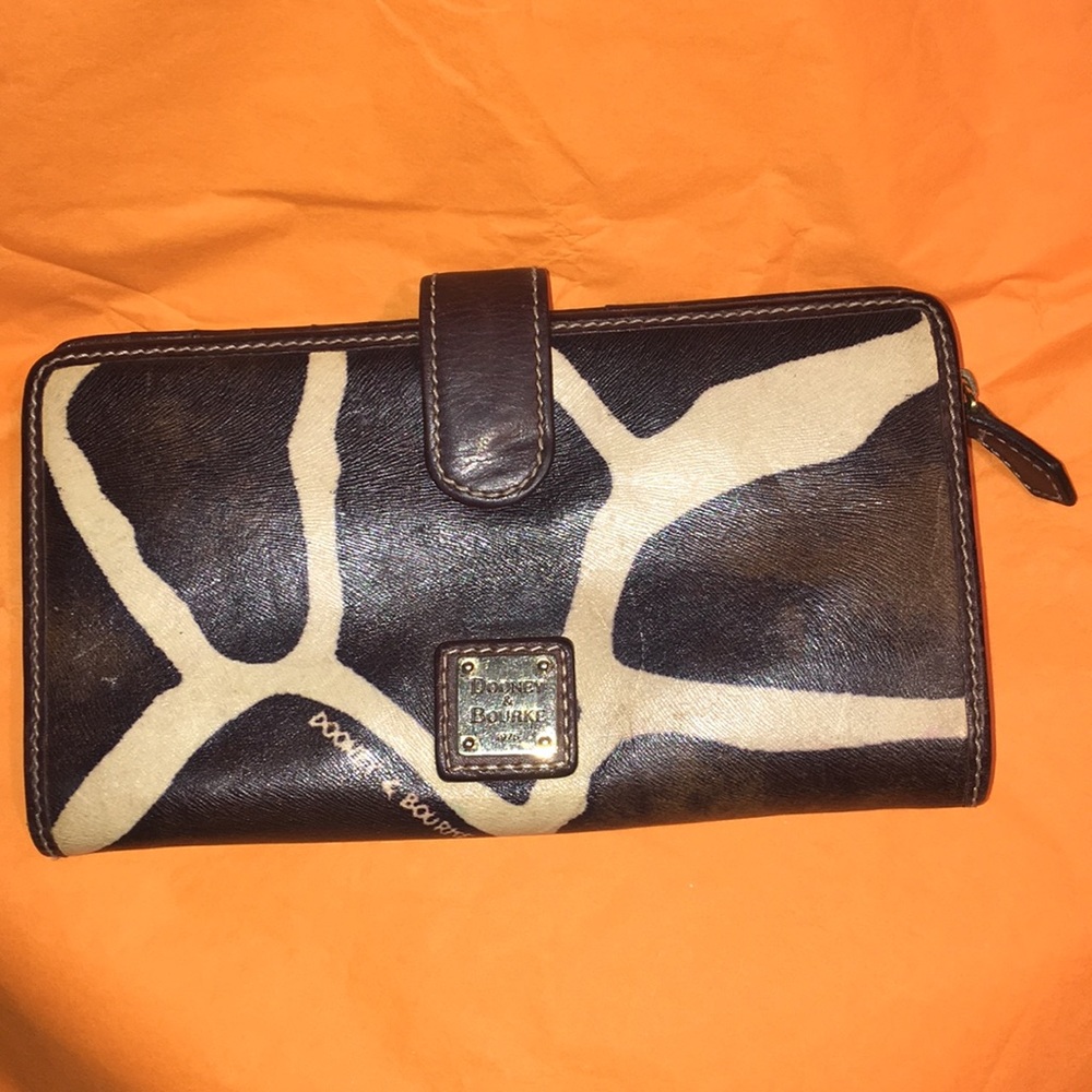 Douney & Bourke Giraffe Print Wallet