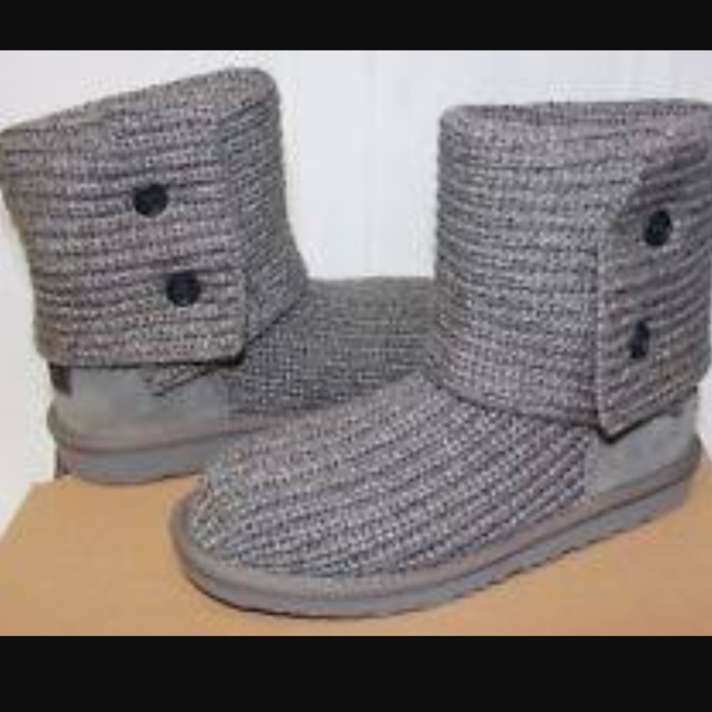 UGG BOOTS