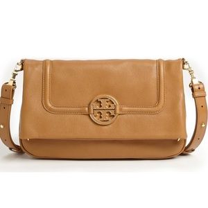 🎀Tory Burch • Amanda Fold Over Crossbody in TAN🎀
