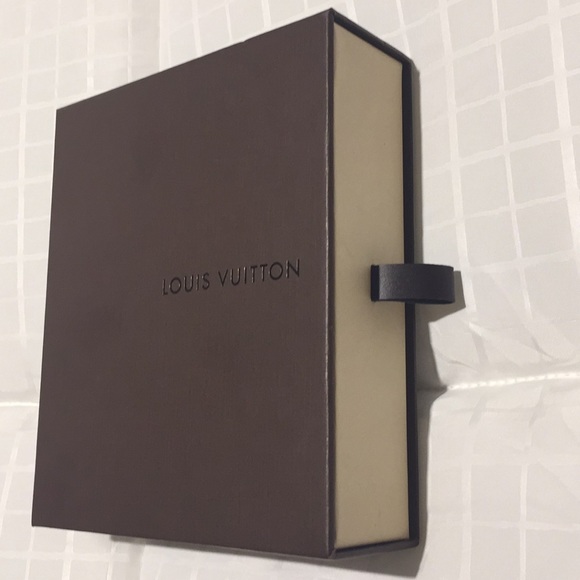 Louis Vuitton Storage Box - Picture 4 of 5