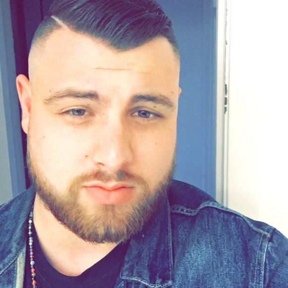 Meet your Posher, Alvin - Picture 2 of 8