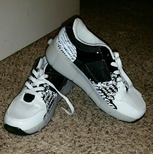 Heeleys light up shoes