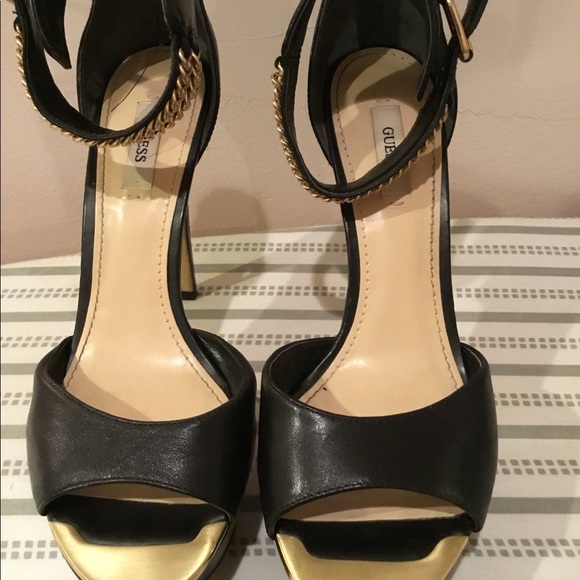 Shoes - Picture 2 of 8