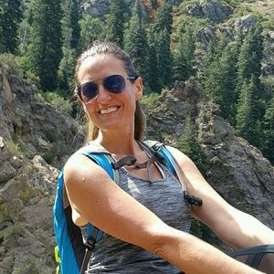 Meet your Posher, Alicia