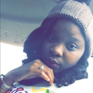 Meet your Posher, Jasmine