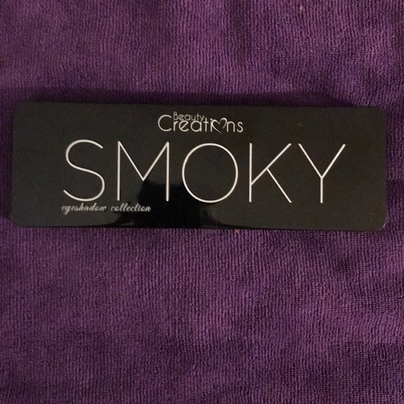 Beauty Creations Smoky Eyeshadow Collection pallet - Picture 2 of 3