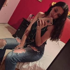 Meet your Posher, Andrea