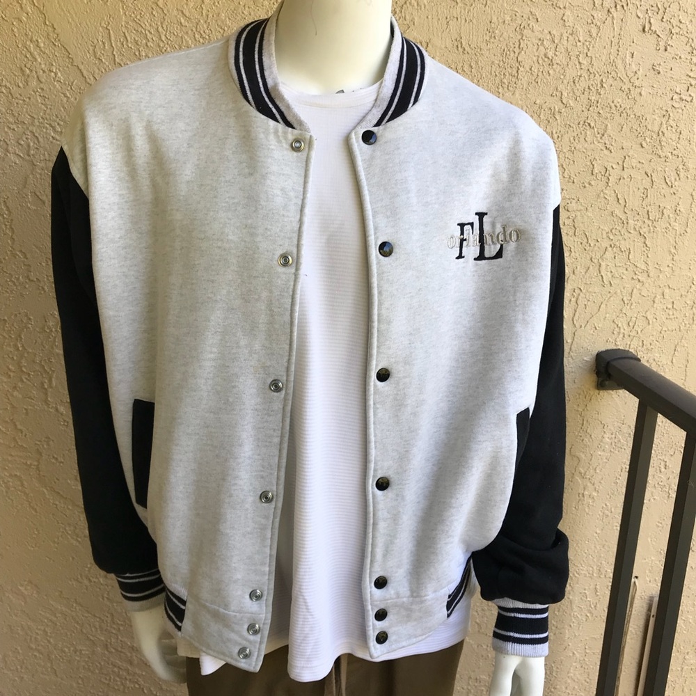 Vintage cotton bomber sweater!