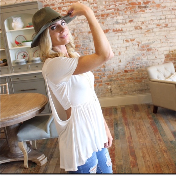 LAST ONE! White short sleeve bandeau babydoll top - Picture 3 of 4